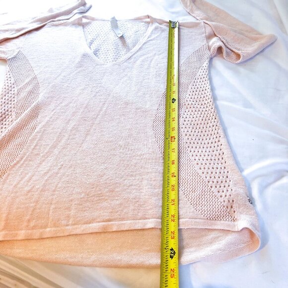 LULULEMON still movement sweater LINEN butter pink $138 LIKE NEW SIZE 6 - Picture 12 of 14